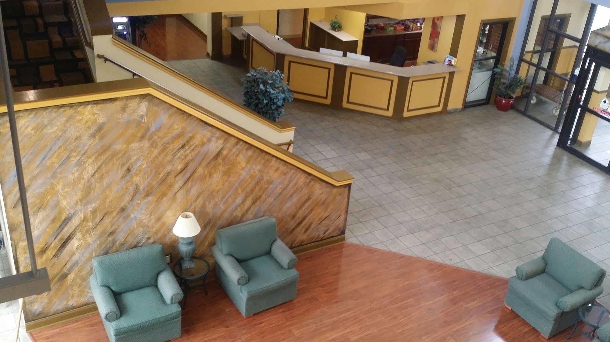 Oyo Hotel Tulsa I-44 Midtown Dış mekan fotoğraf